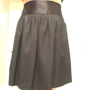 Theory tuxedo skirt. Size 12. Color black.